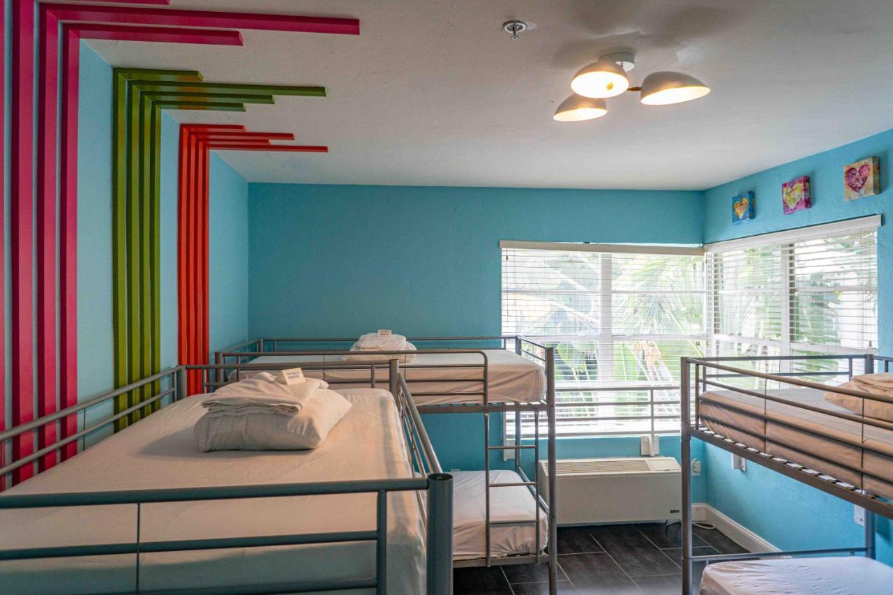 Hostel Beds N' Drinks Miami Beach Exterior foto